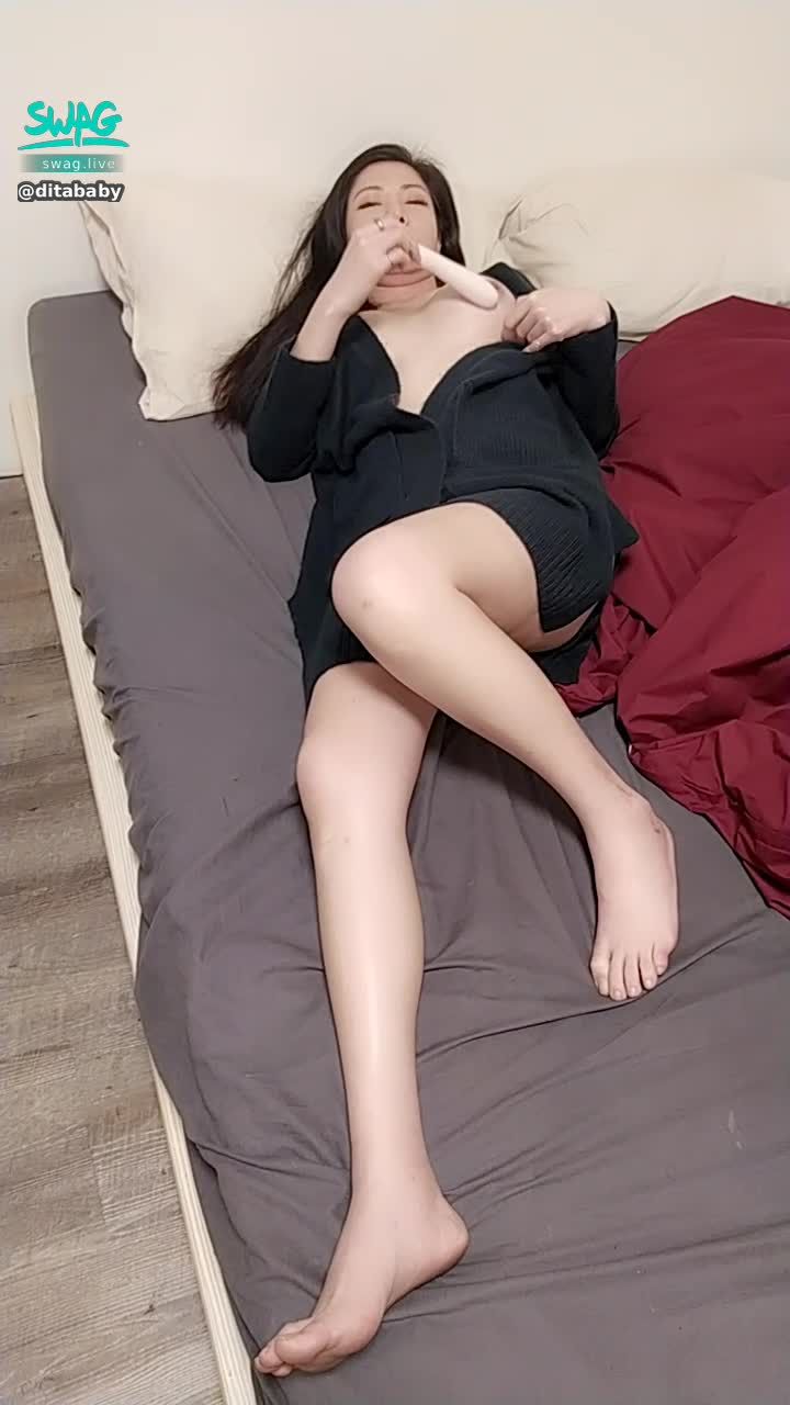 d******y : 是太久沒播了嗎~怎麼才剛下播又想要了~