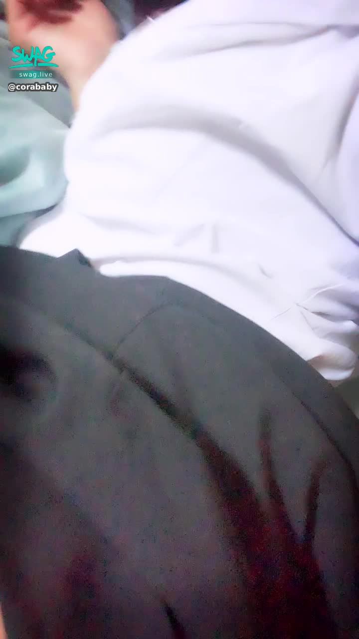 corababy : 🍀🍀想找到只屬於我的學長而我也只屬於他💘💘愛情裡只需要兩個人再多的都不要🥺打一打又想到之前的事⋯⋯😭這種運氣⋯我真的不敢奢望太多💔