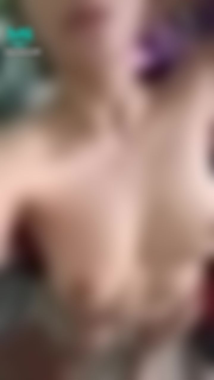g*************s : so now is cleaning up for CNY time 🙃 my skin is still bad 🥲