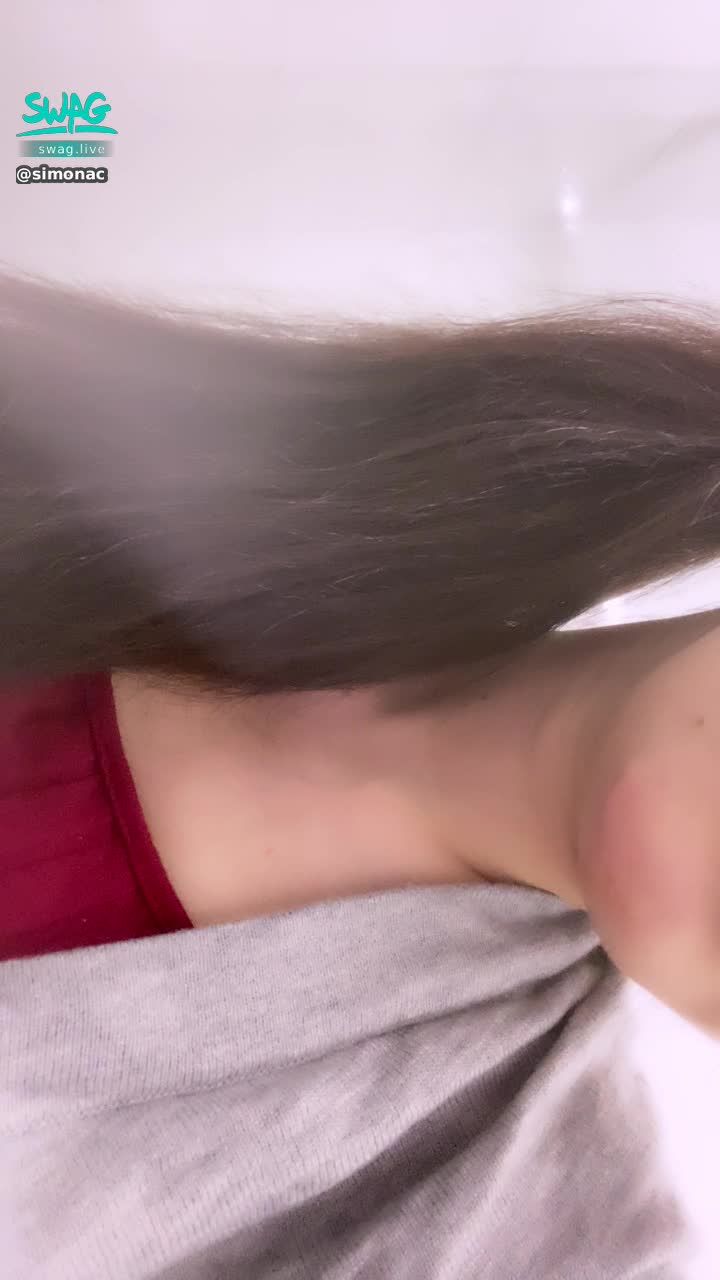 simonac : 殘寶貝直播壞了！私聊殘寶貝感恩！livestream brpken! Message me for free videos!