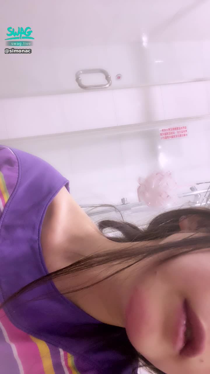  : My free videos giveaway in the chat room!