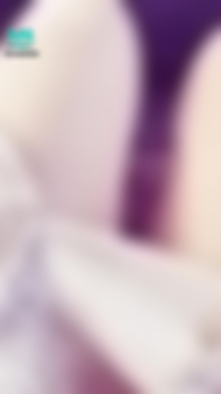 sexyivyivy : 今天出門本來沒穿外套
想說應該不會冷
還好最後我還是硬拿了一件😛😛
已經可以當棉被了
寶貝要跟我一起蓋棉被嗎💕
