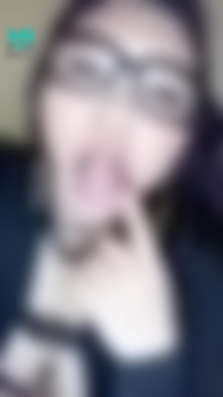 h******e : 💋靈活運用舌頭幫你舔到射出來💋