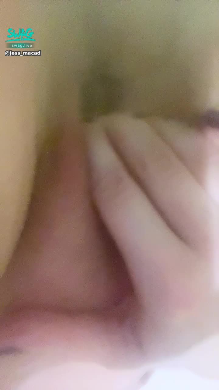 jess_macadam : Fuck me please!💦💦💦💦