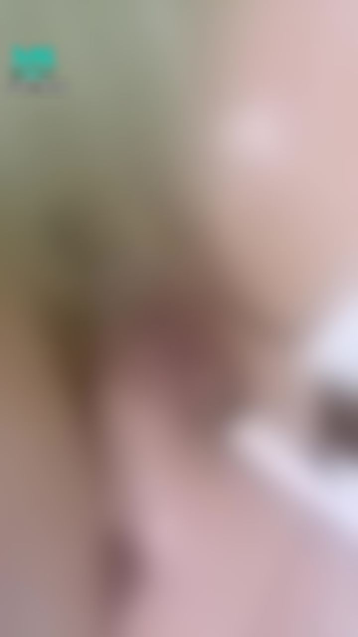 jess_macadam : Watch me masturbate my with a vibrating brush💦💦💦🪥🪥🪥🪥🪥