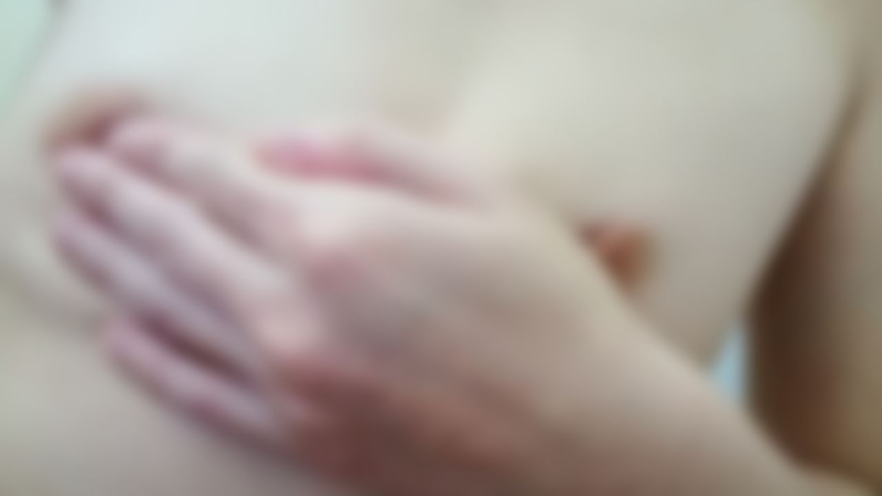 a********i : 诱惑自慰