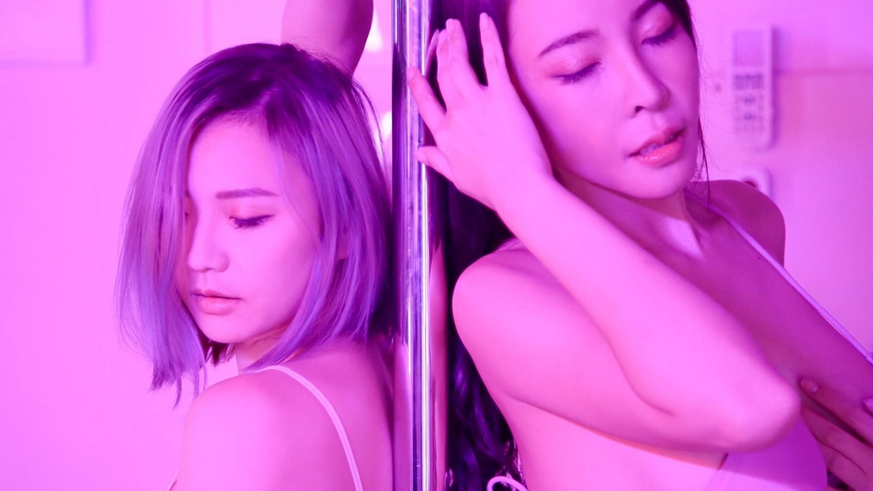  : [DS-0017] Lustful Betel Nut Sisters Multip Melee ‼ ️ (Part 2) Going home with the male guest, halfway through the roommate, coming back ft.@princessdolly｜Choosing Up Series｜SWAG @miohot Video