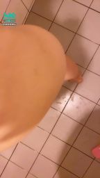 dalebaby : 這個裸臀裸腿你不愛嗎?
