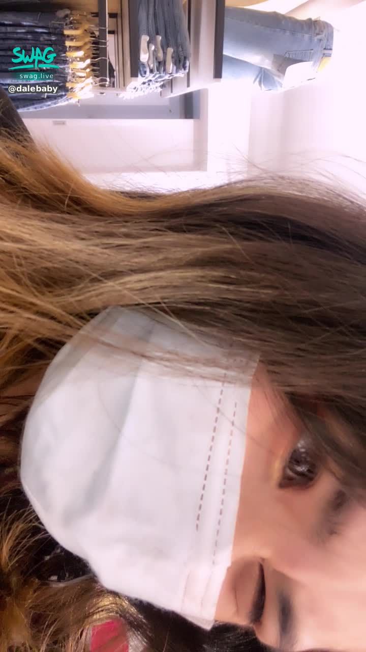 dalebaby : 第一次化妝出現在大家面前😏😏😏