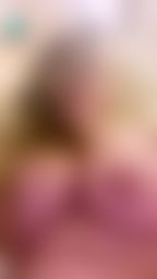 jess_macadam : Wanna cum on my boobs?)🍌💦💦💦 想暨我的胸部吗?)🍌💦💦💦