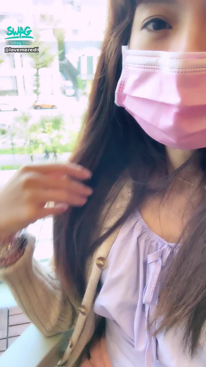 lovemeredith : 🏡
逛宜家家居, 規劃未來家的夢想
🏘

🧝🏻‍♀️美騷vivi的第一隻長片粉粉請享用
，喜歡麻煩幫我按讚👍
https://go.swag.live/P9hksoBFhiXaYkGs8

㊙️包月vip

⚜️約會有2️⃣種

🗽直刷約會⏩happy 🐂 year

🎟抽籤約會 
2/24 00:00-3/2 23:58
不要錯過跟優質美女薇薇的約會 
送1️⃣籤送1部vivi甜美淫蕩片
送3️⃣0️⃣支籤送包月vip騷浪蕩淫片1個月
送6️⃣1️⃣支籤送保底約會1次
5️⃣0️⃣籤抽1粉就能和我甜蜜約會呦

💎
我寧願用一小杯真善美來組織一個美滿的家庭，也不願用幾大船家具組織一個索然無味的家庭。
🎀

⭐ 晚上20:00-22:00來直播間壞壞
     送睡衣👙，讓你射好舒服睡😴
      ♥️00:00-20:00不定時出沒♥️
⭐️約會直接談，不囉嗦🤗
⭐️新老粉💦濕訊，送高跟鞋👠、約會籤🎁
 或抬槓6️⃣句送大尺現拍私藏片