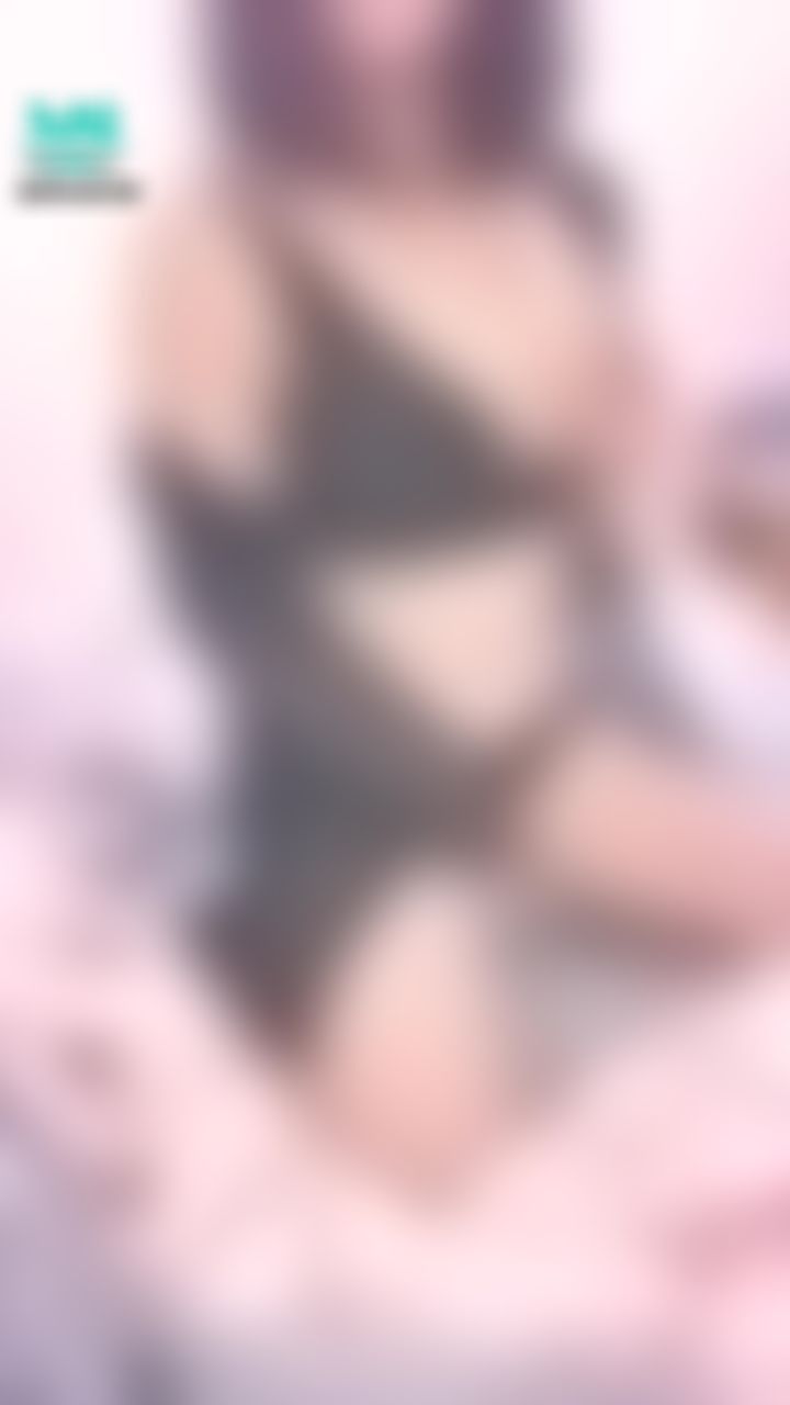  : ❤️小隻女孩兒❤️
😈揉奶頭再摸濕穴穴🔥🔥
㊙️好想要💦💦🙈
💕想不想一起約會😘😘🙈