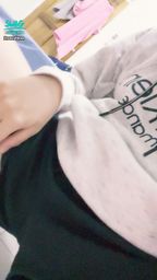 s******a : 小紅來第一天血崩🥺深蹲都快看到鮑魚了😍