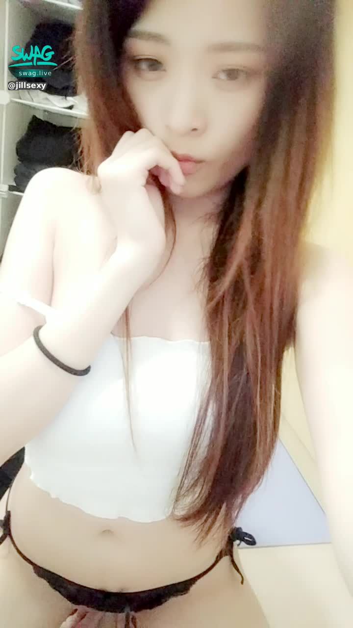 jillsexy : 🔞🈲色吉兒露臉奶🈲🔞人家就是淫蕩