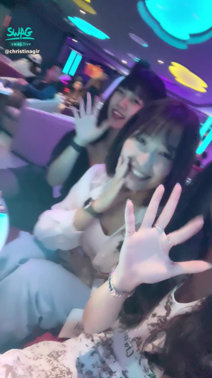 c***********l : 第一次參加粉絲同樂會......好緊張><還好粉絲人都很好🥺🥺今天認識好多水水的主播❤️❤️❤️
@corababy
@lovekikii
@unapussy