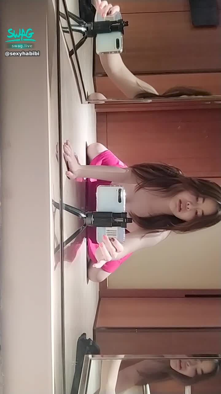  : 深喉嚨 想被我含🍆嗎？我會吸的你不要不要的 👄🔞啊