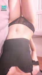 t******y : 在家裡不穿褲子很合理吧❤️超性感身材一次滿足你🔥🔥🔥