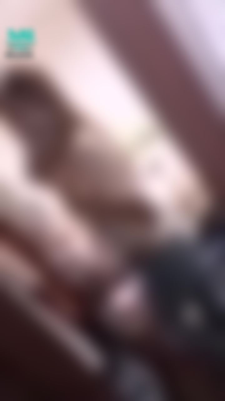 l******h : 🌺🌺日常穿搭🌺🌺哥哥這樣穿還行嗎？🥺可以幫我解開後面的蝴蝶結嗎？😜