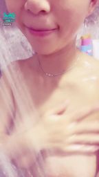 r****y : 這樣有露點嗎😳全裸.........❤️