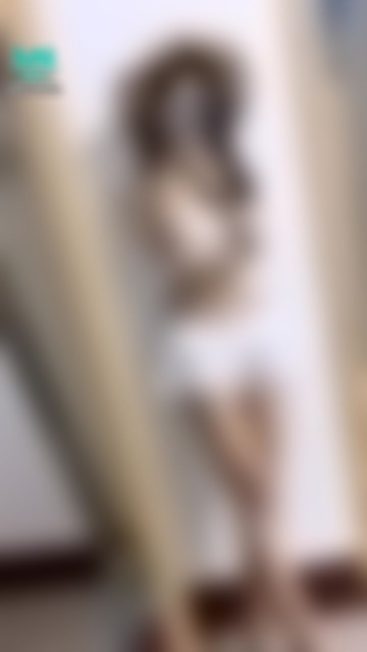 e*******e : 這樣艾希的身高看起來高了20公分耶✨
哥哥私訊稱讚穿泳衣的艾希
艾希就送小福利給哥哥唷🥰