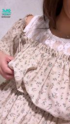 giababy : 外面的小姊姊打呼聲好嚴重😂 剛好可以遮蓋住芽芽的小小聲音🥺 這件裙子好像可以不穿內衣呢🥰