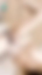 lovesisi : 🔥慾女心經🩸月月來了好想要🔥奶穴同框 腳跨扶竿 翻出棉棉給你看番茄鮑 重口味慎入😈
