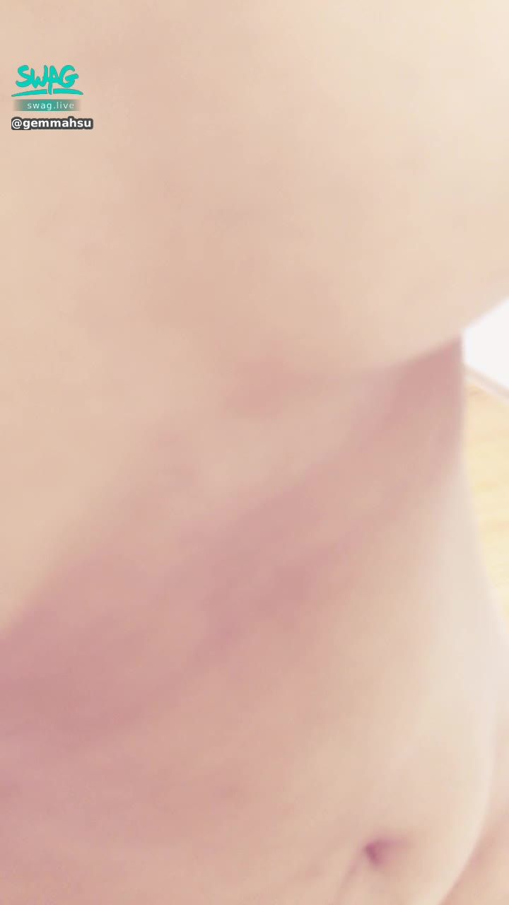 g******u : 🔞小鹿鹿的第一次直播噴噴🐳把握最後的哥哥才看到❤️☺️