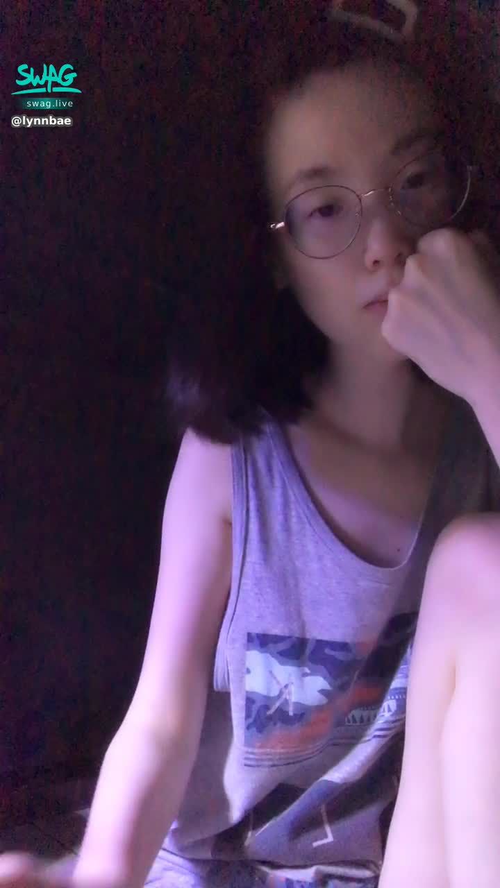 lynnbae : 幻想又幻滅了一點點🕳