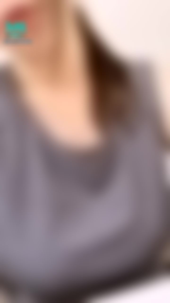 : 上班的ol日常👄👄等等下班回覆訊息喔
明天就是週末了 回覆 週末想愛愛 送521驚喜😘