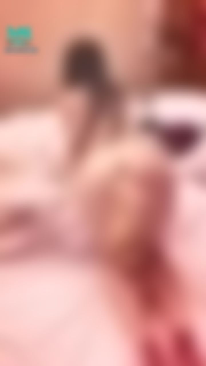 venusbebe : 喵喵～您漏了一隻貓啊🙈❤️

...
快來領福利吧😉(長期有效)
👉🏻長片解鎖4部換小福利包
👉🏻長片全解鎖8部送私藏影片1條

⚠️每次解鎖長片後在影片下方點擊與我聊天，
發文字信息給我便🉑️換到特定福利包❤️

🚨首次以文字信息回覆私訊🔓解鎖新粉禮❤️
▶️文字信息1條換福利照1幅❤️
▶️發夠6條私訊解鎖即拍揉奶片1條❤️

▶️每轉發分享1條影片+截圖私訊給我換神秘福利包❤️