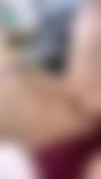 b******r : 免費🆓給哥哥們一張小肚肚和腿腿呀🔞💦解鎖我的限時㊙️㊙️再加碼給你們😻💖喜歡我的腰窩嗎❤️❤️💖💖快點追蹤我吧🤤會有更多福利給親愛的寶貝們😽💖💖💦💦💦