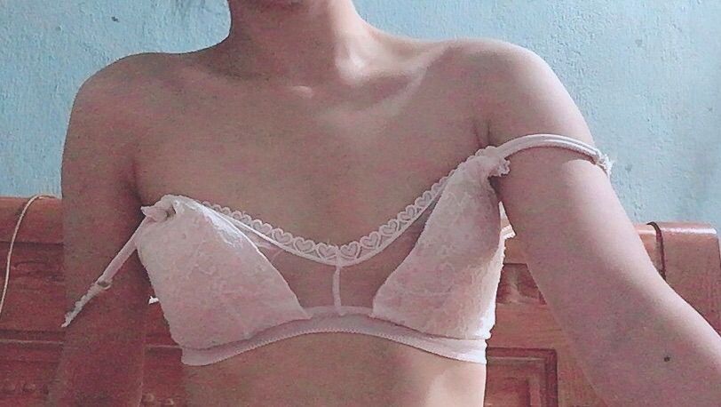 s**********a : come fuck me loves 🦋