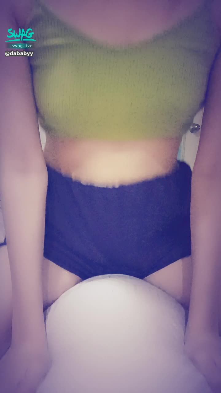 d*****y : 还是正面骑马？🙈