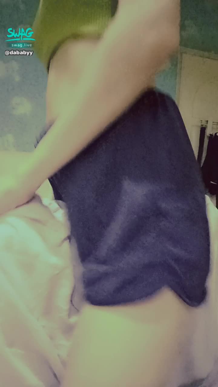 d*****y : 还是侧面骑最舒服~ 😳💗