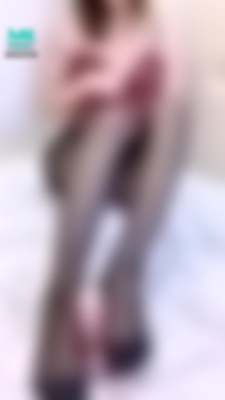  : 🈵️秒‼️黑絲襪足交👠想幫你服務⚠️疫情後⋯一起與人連結🔗