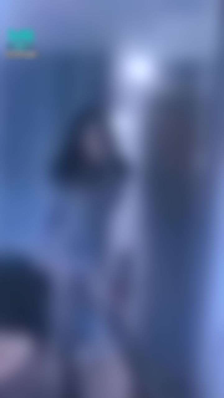 r*******r : 終於忙完了～～
哥哥今天想露露了嗎？

今天是個不一樣的夜晚💕💕