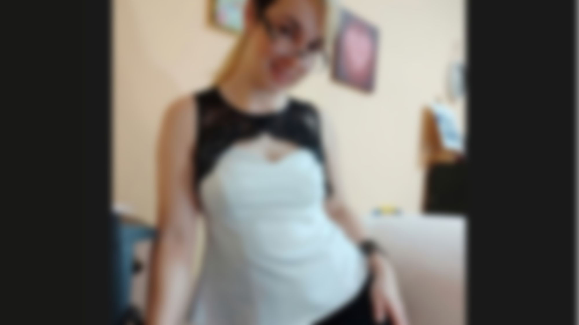 sweetleka : I playing with my pussy and I sucking your cock😘😍 🙀😁☺🥒💋 Come to see my hot roleplay