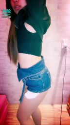 freyabibi : 喜歡這樣扭嗎?在你身上這樣搖的話會不會想射呢❤️