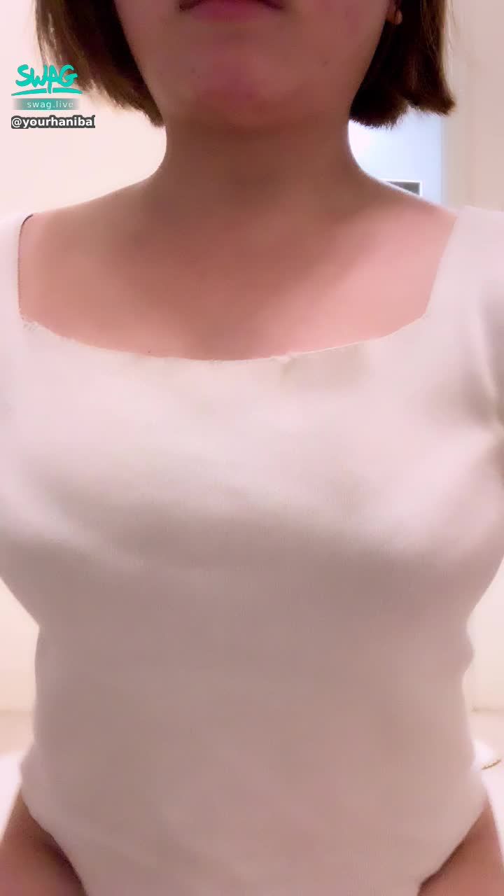 y**********y : 小小藥師💊一回家就是要先脫內衣😛😛😛