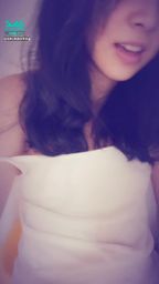 alicedarling : 貓喵小愛✨✨✨✨🔞啊嘶🔥水多到流滿後面的穴 有沒有人想喝 淫水的味道小愛先幫你嚐嚐