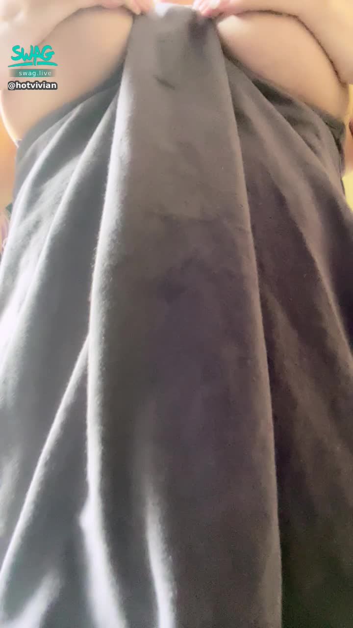 h*******n : 第一次露出南半球🥺想看沒有衣服的嗎？私訊我😈