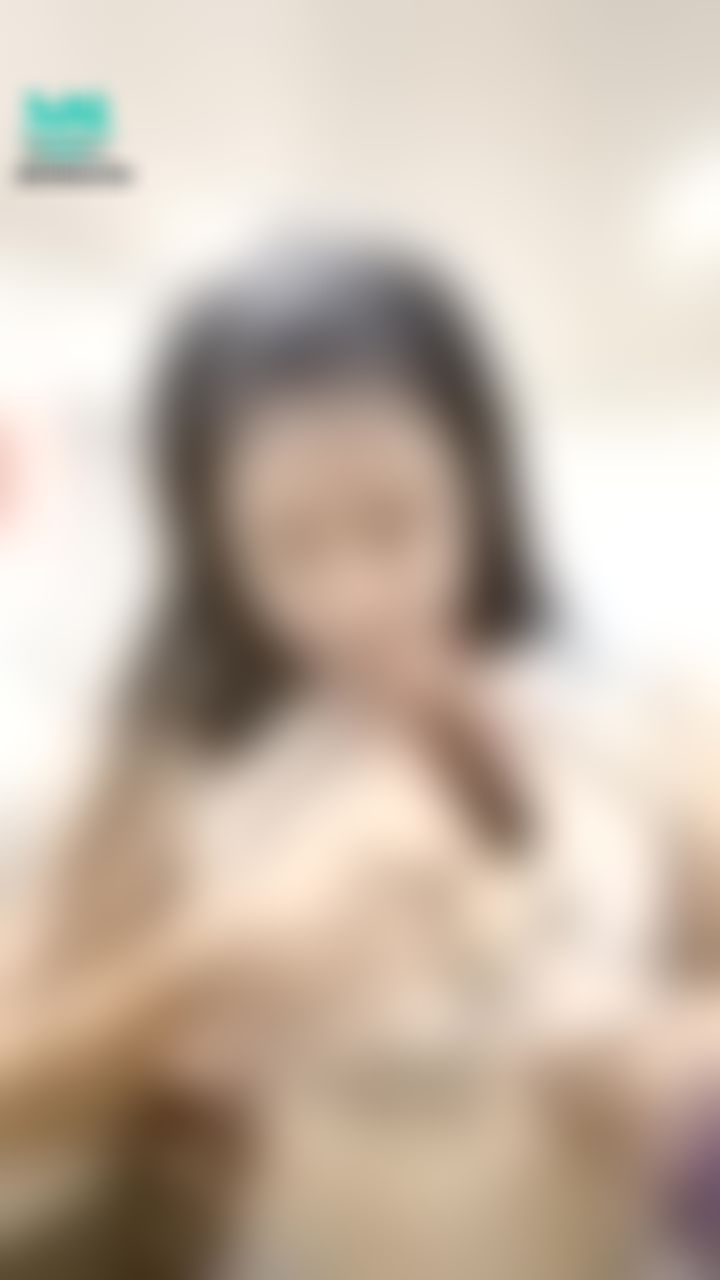 kikilinbabe : 揉奶擠乳汁吃肉棒