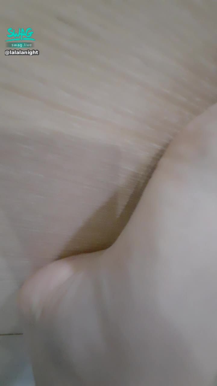 l*********t : 從腳跟慢慢到腳趾😳