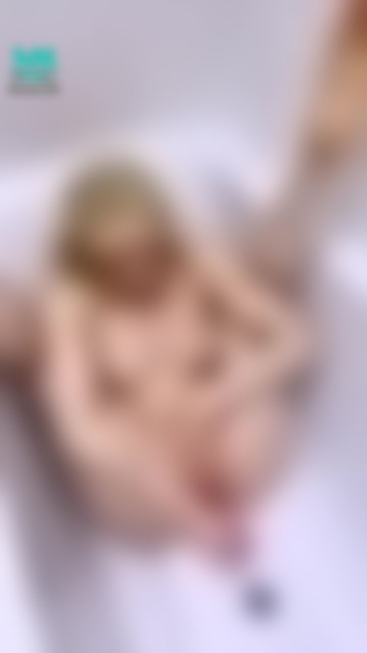  : #dildo #masturbation #solo