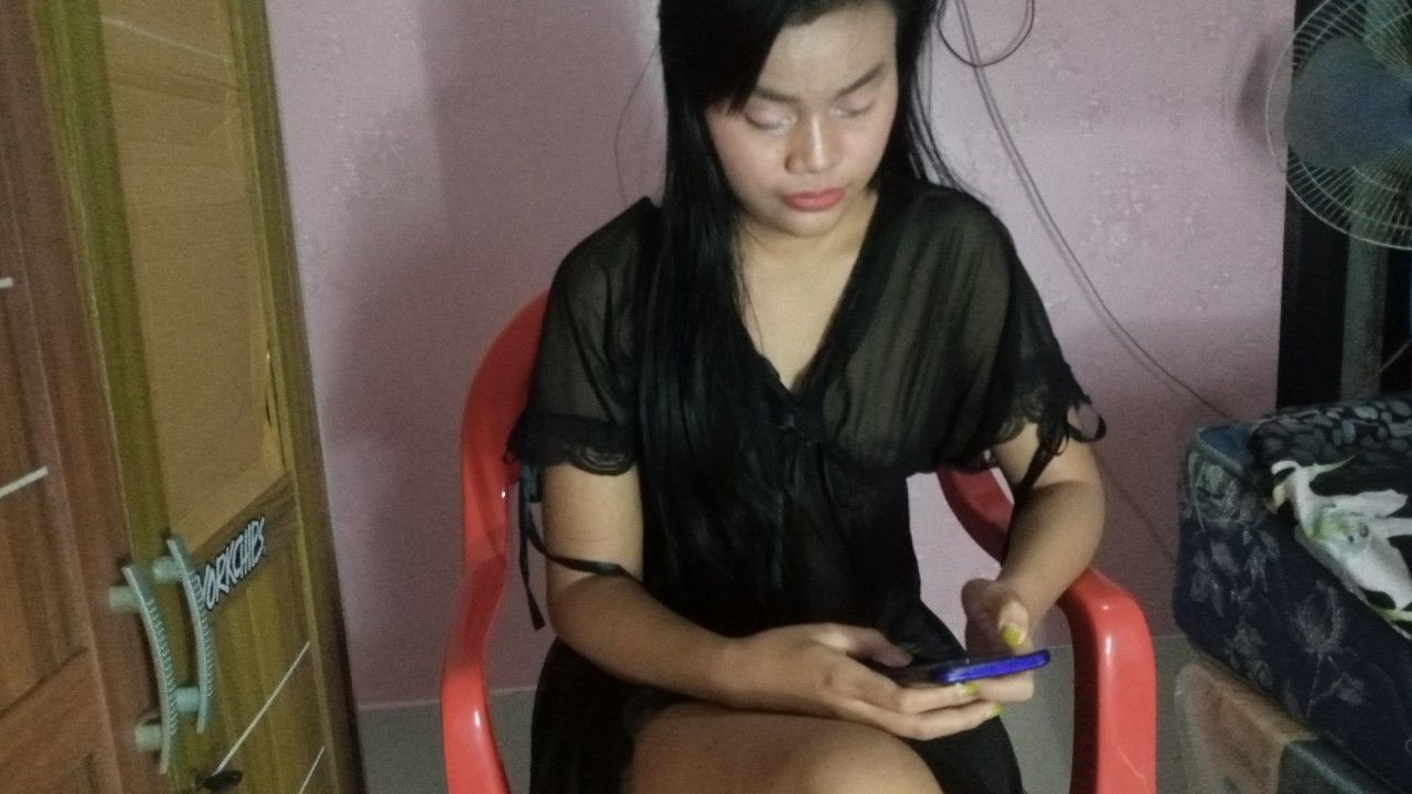 a*******g : masturbate
the story is watching sex videos and finally I masturbate