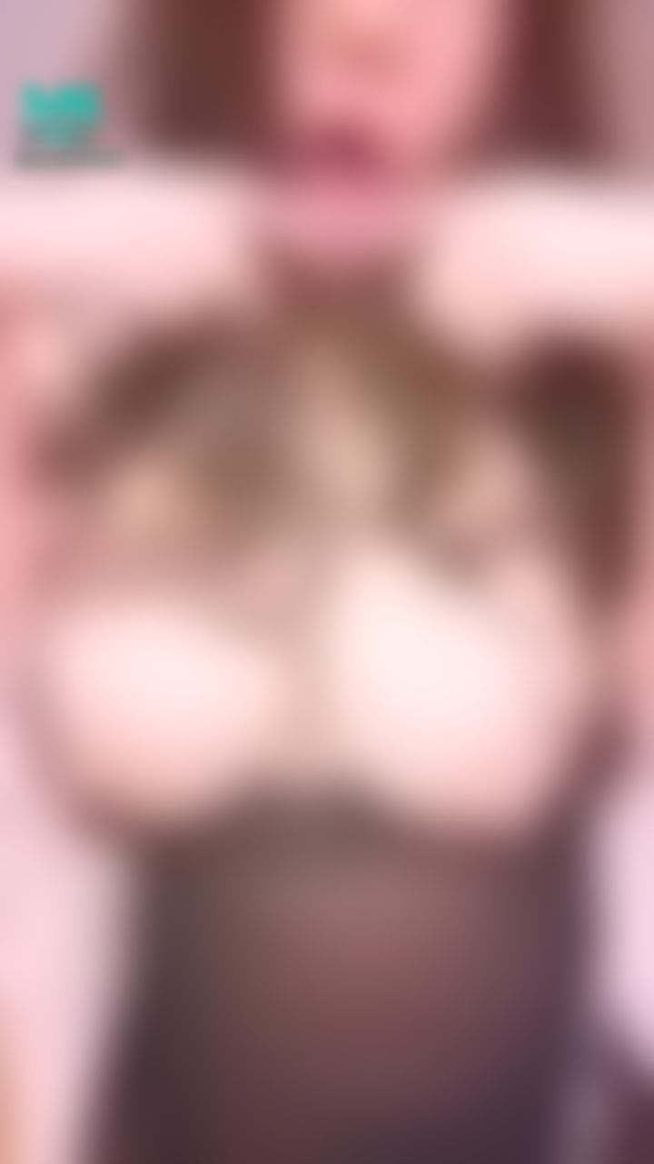  : 這是對連娜娜自己看了都會覺得色氣滿滿的胸部呢⋯⋯