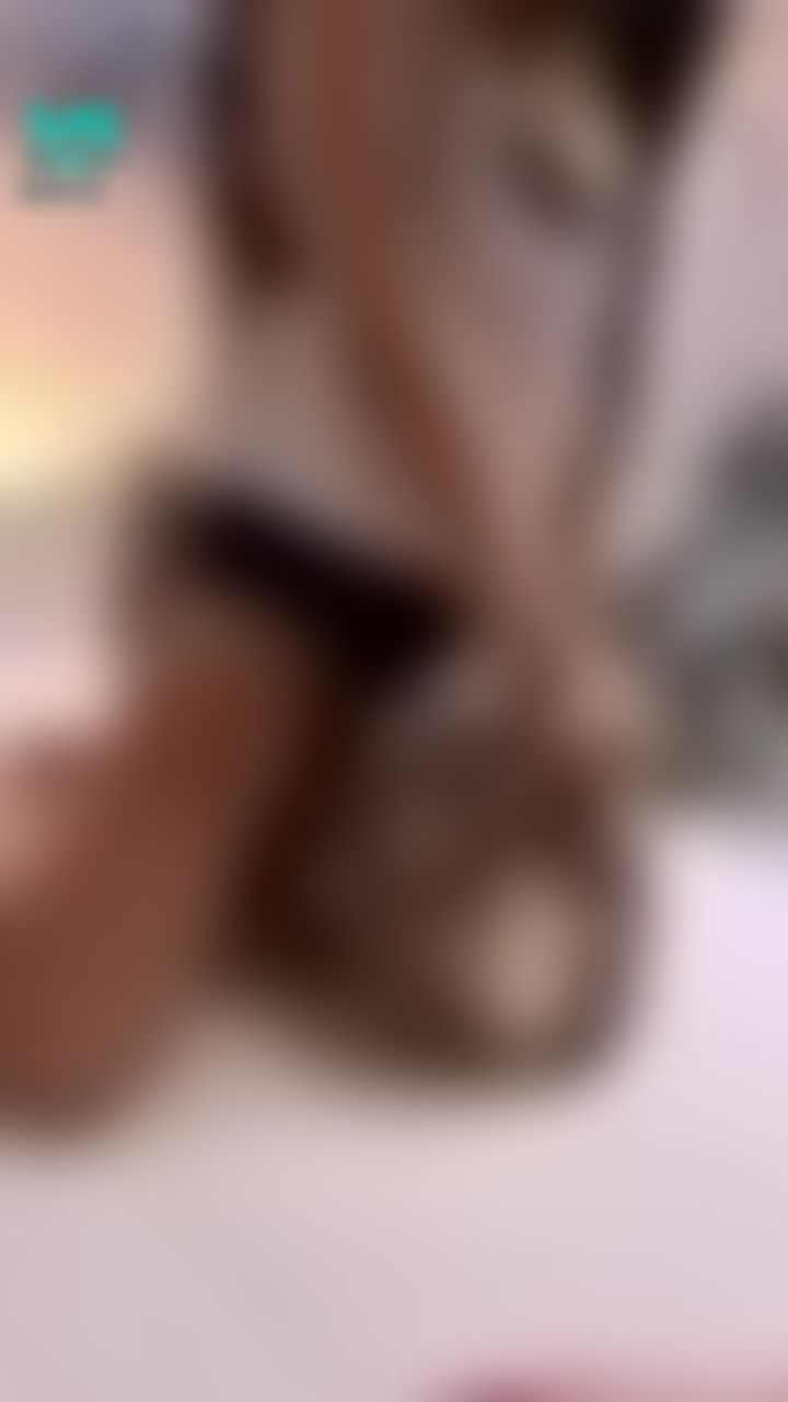  : 只能這樣自己摩擦…💦🔞 結果內褲濕透了…

https://5w.ag/3mVjHYAjvN7KrHWu5