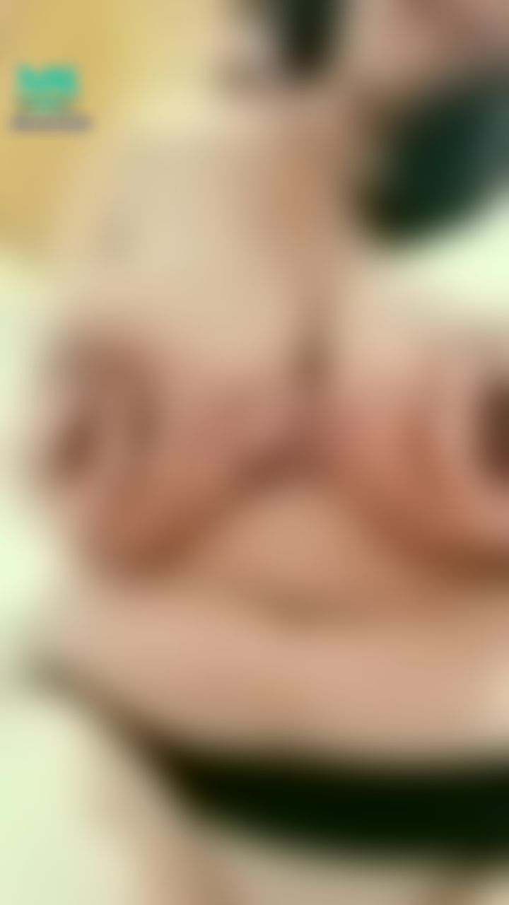  : 一直挑逗奶頭
好敏感~~啊斯受不了🔞🈲