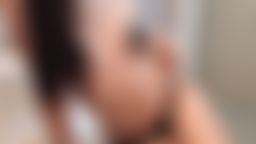 a*******l : 喜歡丁字褲的哥哥嗎?是不是有線條更有情趣🤩
在馬桶上也能這麼淫蕩 先拿玩具愛撫一下我的嫩穴好了
試看看我會不會馬上濕答答的😁