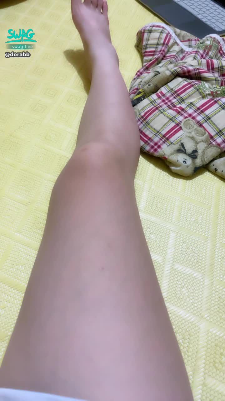 d****b : ㄉㄨㄞ ㄉㄨㄞ 哈哈哈哈🤣